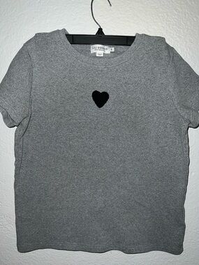 Lili Sidonio Gray Tee with Subtle Texture